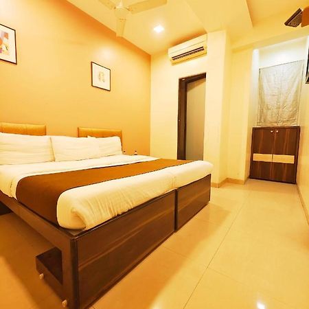 Hotel Amfahh - Andheri West Railway Station Mumbai Exterior foto