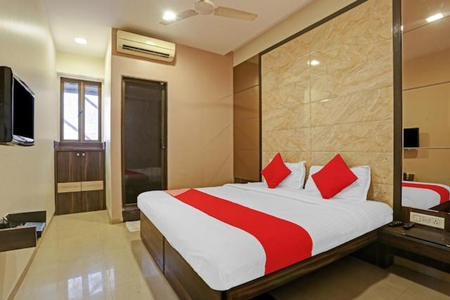 Hotel Amfahh - Andheri West Railway Station Mumbai Exterior foto