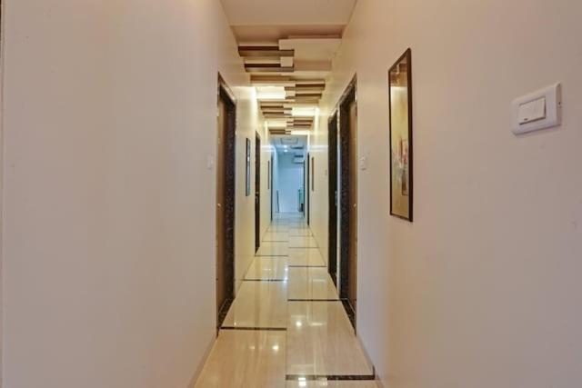 Hotel Amfahh - Andheri West Railway Station Mumbai Exterior foto